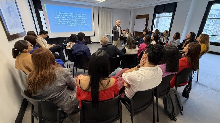 Nuestro gerente nos contó cómo va la construcción de nuestra estrategia emergente